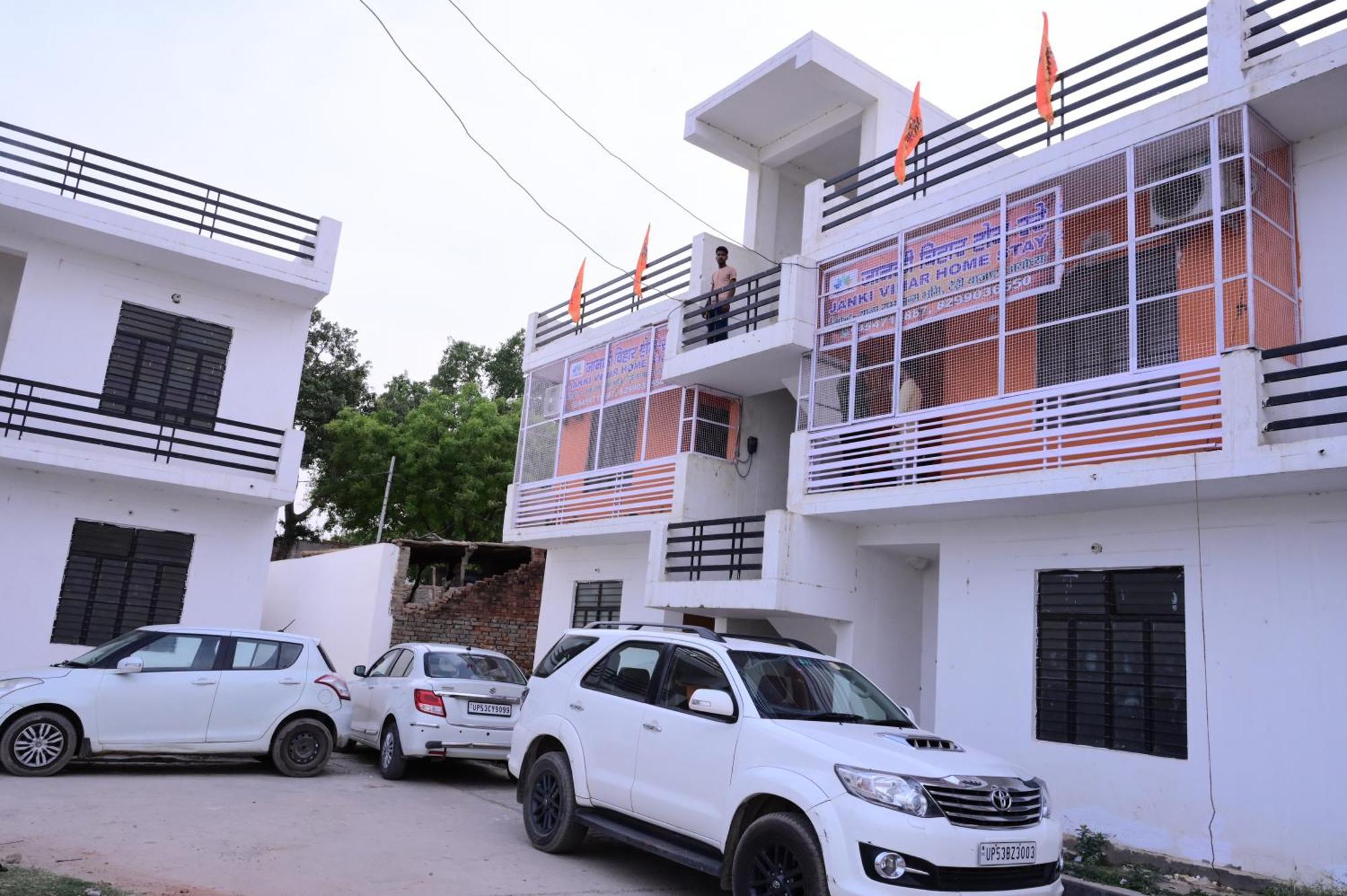 Jankivihar Homestay At Prahladghat Within 1Km From Shri Ram Mandir Ayodhya Ngoại thất bức ảnh