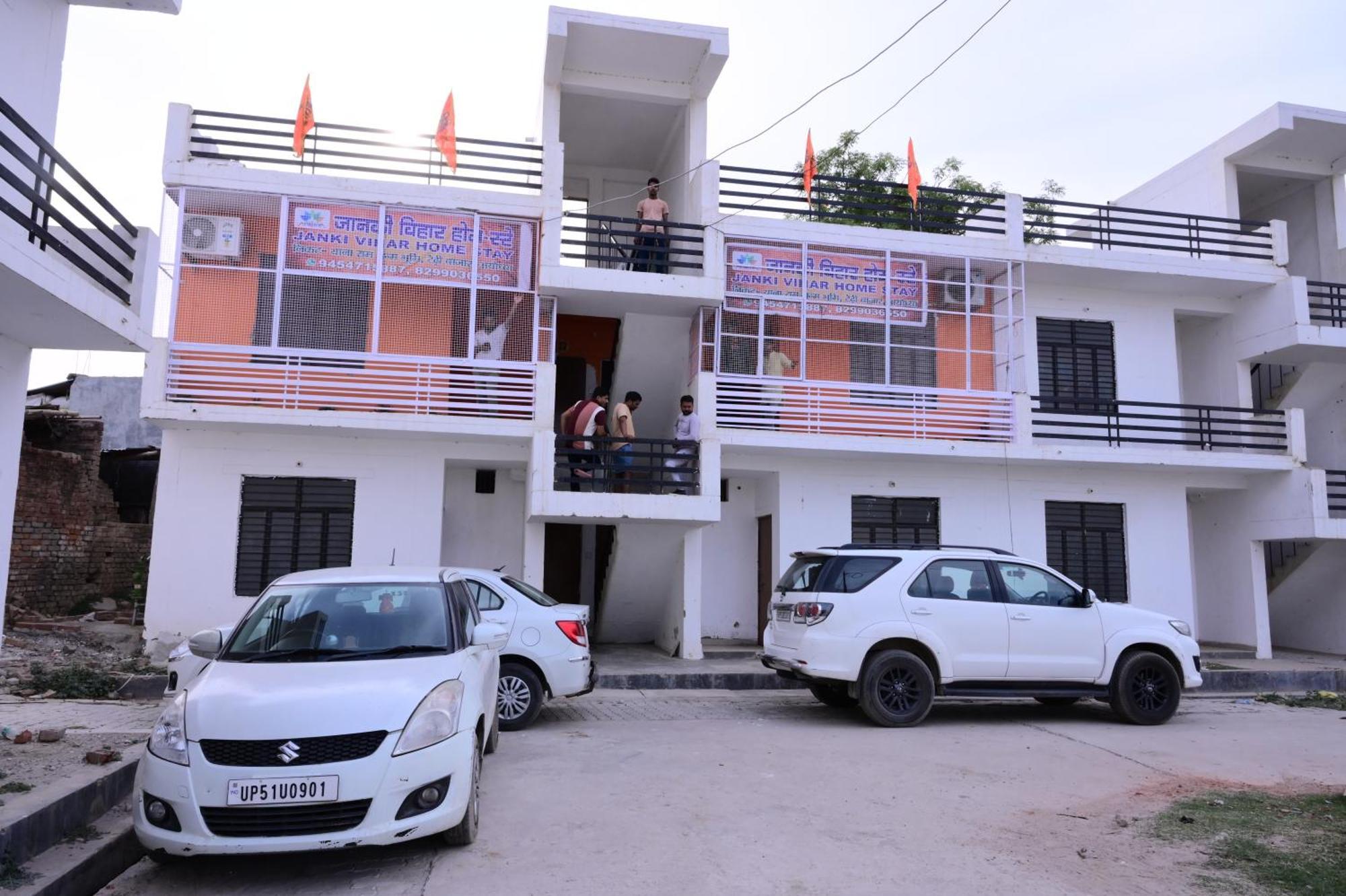 Jankivihar Homestay At Prahladghat Within 1Km From Shri Ram Mandir Ayodhya Ngoại thất bức ảnh