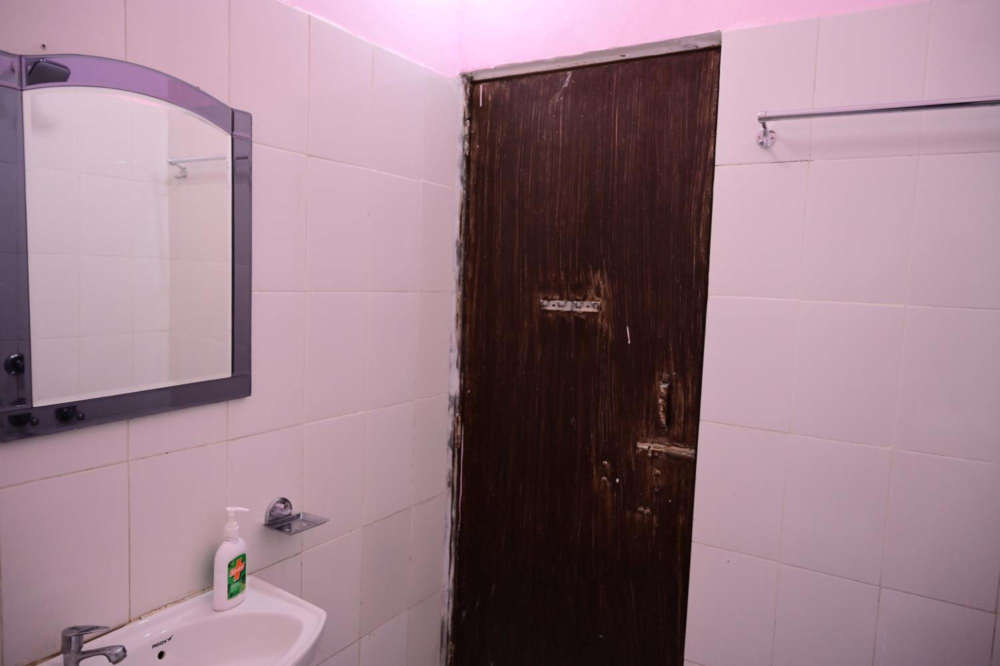 Jankivihar Homestay At Prahladghat Within 1Km From Shri Ram Mandir Ayodhya Ngoại thất bức ảnh